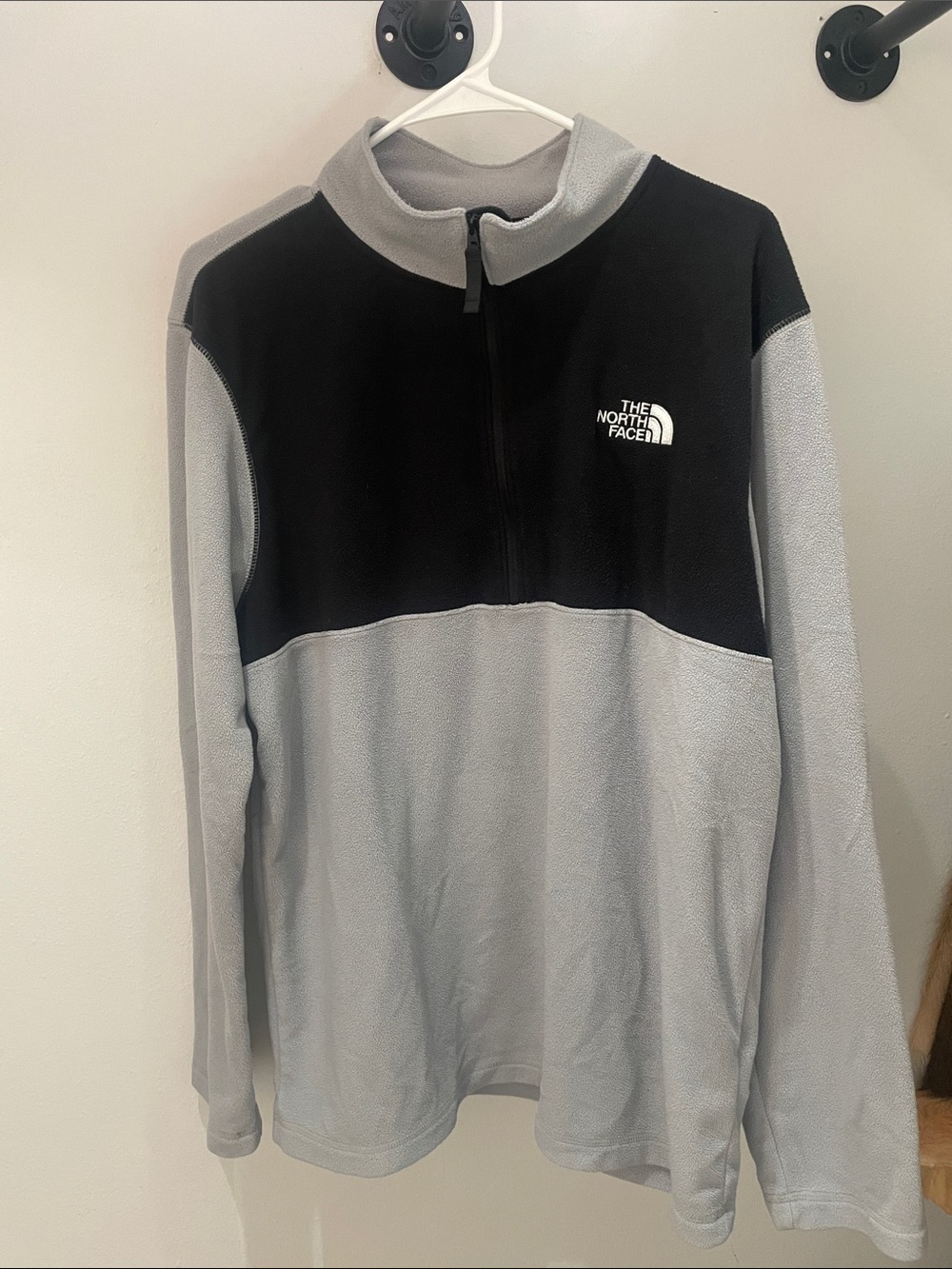 The North Face Men’s Black and Light Gray Half-Zip Fleece